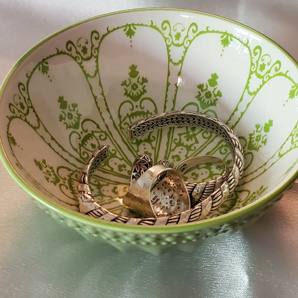 N/A small ceramic